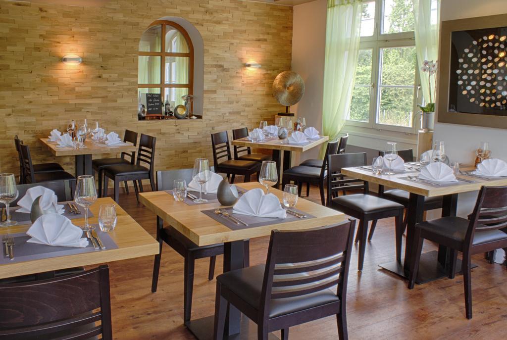 Hotel & Restaurant Hofmatt Münchenstein Exterior foto